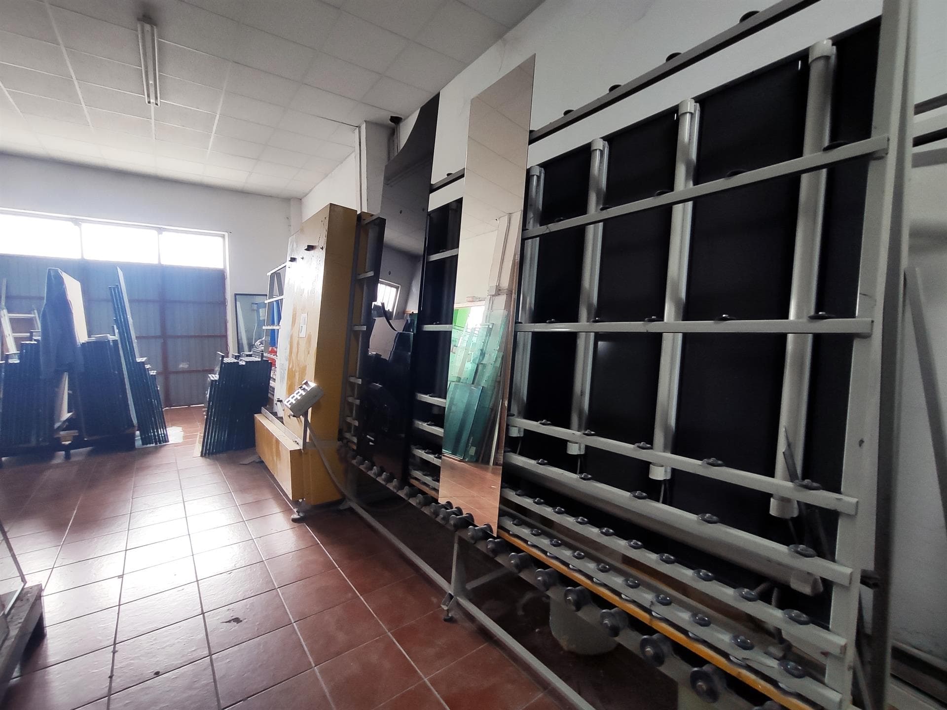 Trabajo de cristalería en O Barco de Valdeorras